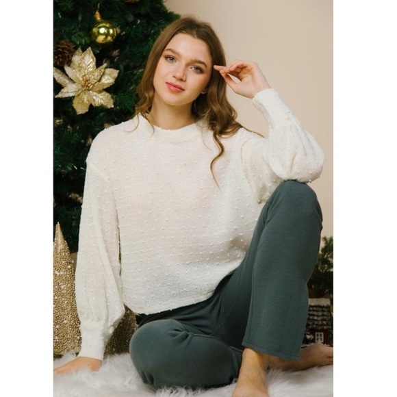 Very J boutique Cozy Cream swiss dot sweater | size medium & large - Picture 2 of 4